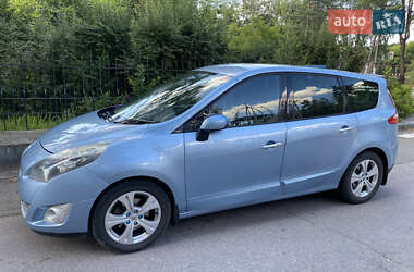 Renault Grand Scenic 2010