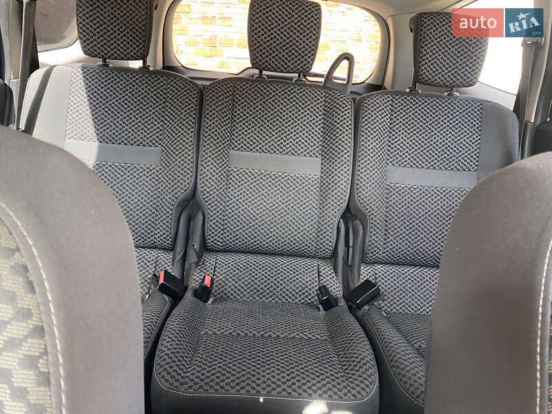 Мінівен Renault Grand Scenic 2011 в Луцьку фото 14 Мінівен Renault Grand Scenic 2011 в Луцьку