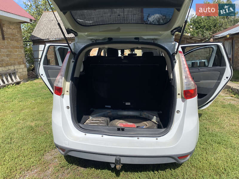 Мінівен Renault Grand Scenic 2011 в Луцьку фото 23 Мінівен Renault Grand Scenic 2011 в Луцьку