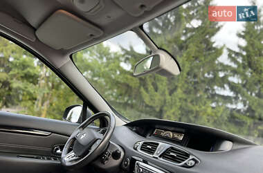 Минивэн Renault Grand Scenic 2014 в 