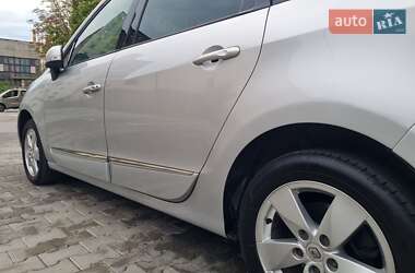 Минивэн Renault Grand Scenic 2012 в 