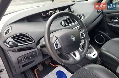 Минивэн Renault Grand Scenic 2012 в 