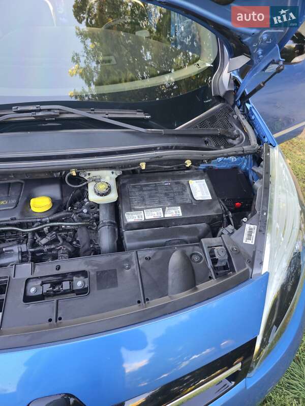 Минивэн Renault Grand Scenic 2012 в Шостке