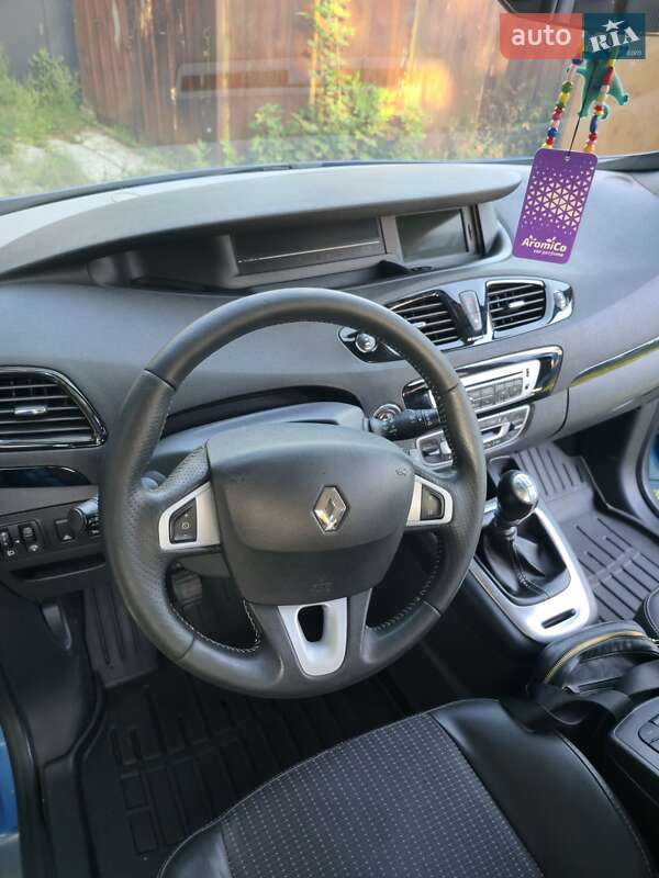 Минивэн Renault Grand Scenic 2012 в Шостке