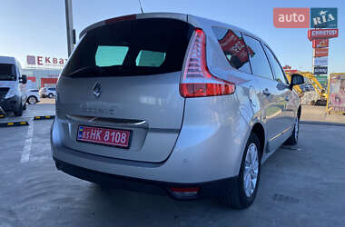 Минивэн Renault Grand Scenic 2012 в 