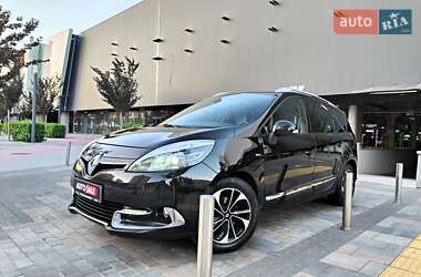 Минивэн Renault Grand Scenic 2015 в 