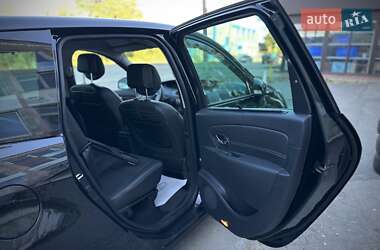 Минивэн Renault Grand Scenic 2012 в 