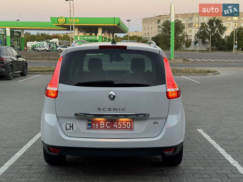 Минивэн Renault Grand Scenic 2015 в Вознесенске