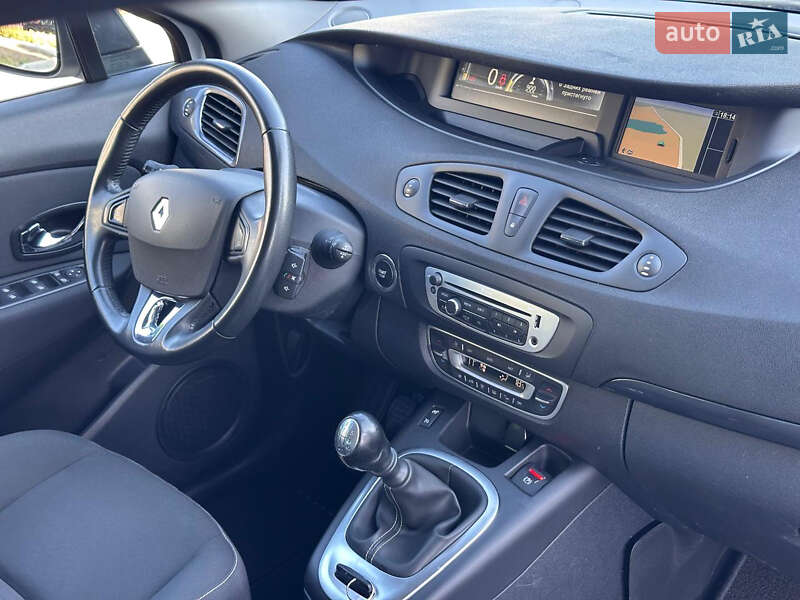 Минивэн Renault Grand Scenic 2015 в Умани фото 51 Минивэн Renault Grand Scenic 2015 в Умани