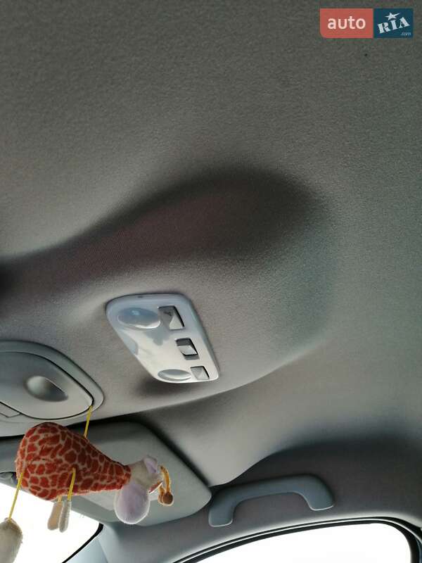 Мінівен Renault Grand Scenic 2014 в Кривому Розі фото 17 Мінівен Renault Grand Scenic 2014 в Кривому Розі