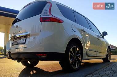 Минивэн Renault Grand Scenic 2016 в 