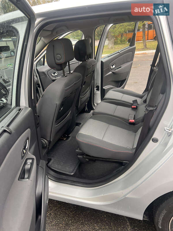 Минивэн Renault Grand Scenic 2012 в Киеве