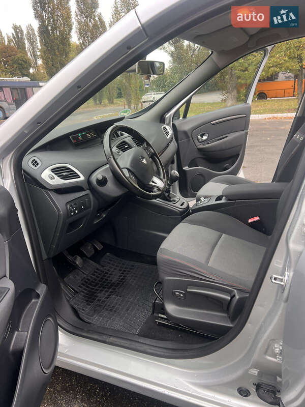 Минивэн Renault Grand Scenic 2012 в Киеве