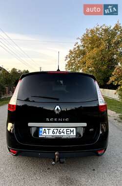 Минивэн Renault Grand Scenic 2010 в 