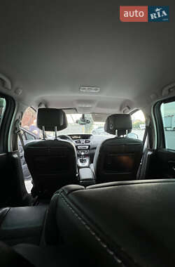 Минивэн Renault Grand Scenic 2013 в 