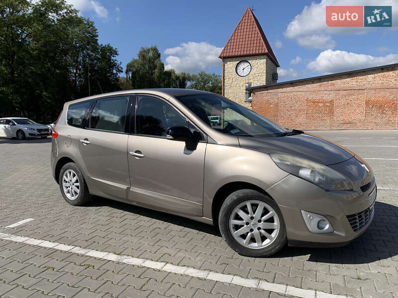 Минивэн Renault Grand Scenic 2011 в Тернополе