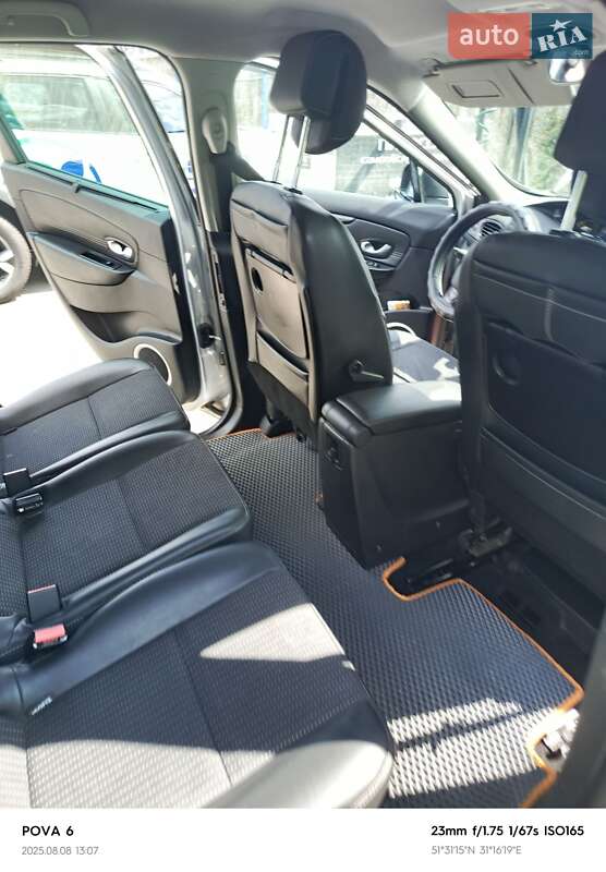 Мінівен Renault Grand Scenic 2011 в Чернігові фото 15 Мінівен Renault Grand Scenic 2011 в Чернігові