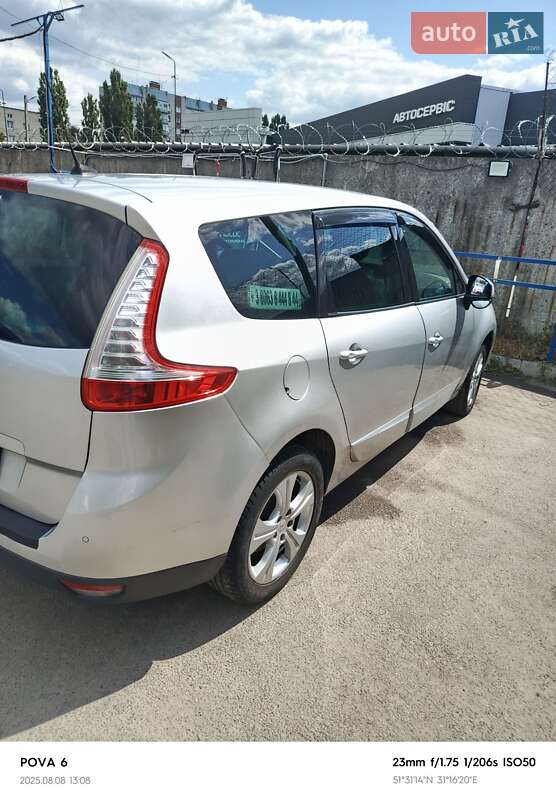 Мінівен Renault Grand Scenic 2011 в Чернігові фото 27 Мінівен Renault Grand Scenic 2011 в Чернігові