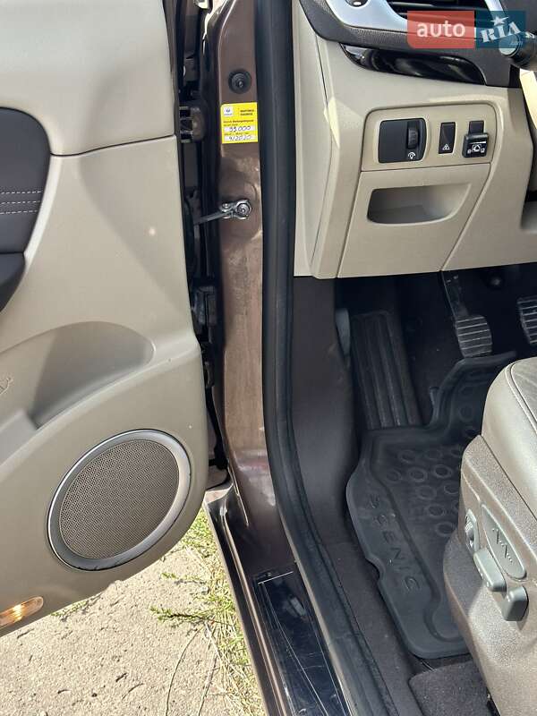 Минивэн Renault Grand Scenic 2010 в Демидовке