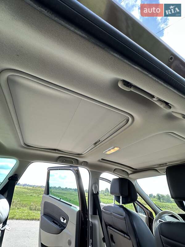 Минивэн Renault Grand Scenic 2010 в Демидовке