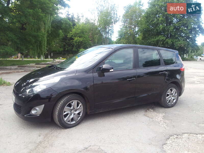 Минивэн Renault Grand Scenic 2011 в Тернополе