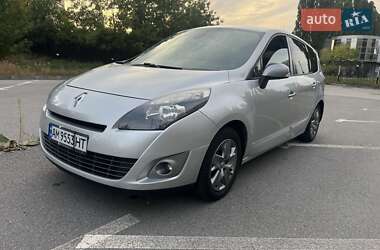 Renault Grand Scenic 2011 Renault Grand Scenic 2011