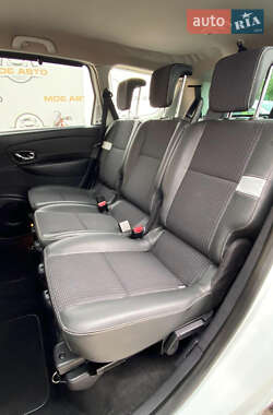 Минивэн Renault Grand Scenic 2013 в 