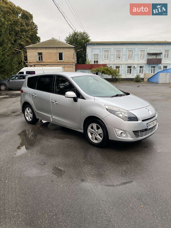 Минивэн Renault Grand Scenic 2009 в Сумах