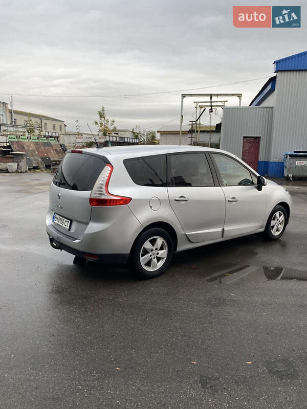 Минивэн Renault Grand Scenic 2009 в Сумах