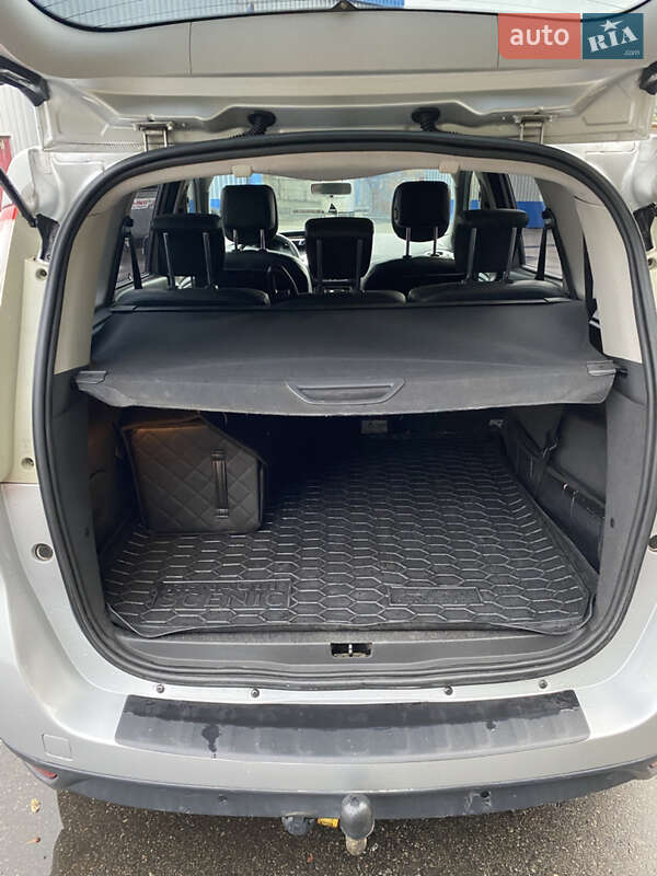 Минивэн Renault Grand Scenic 2009 в Сумах