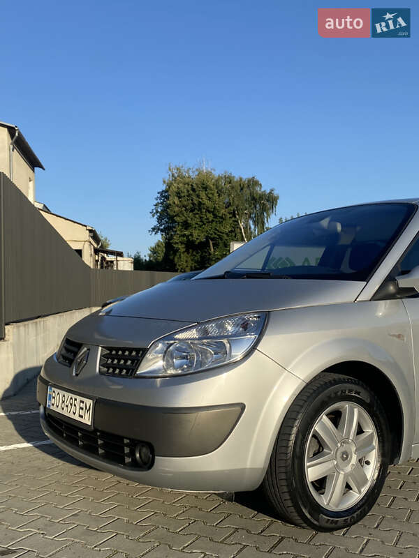 Renault Grand Scenic 2004