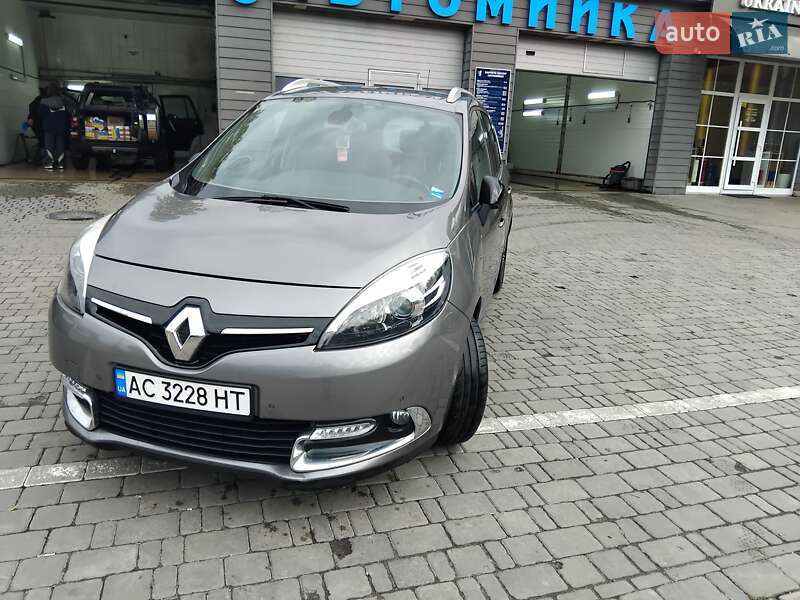 Минивэн Renault Grand Scenic 2015 в Луцке
