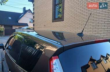 Минивэн Renault Grand Scenic 2014 в 
