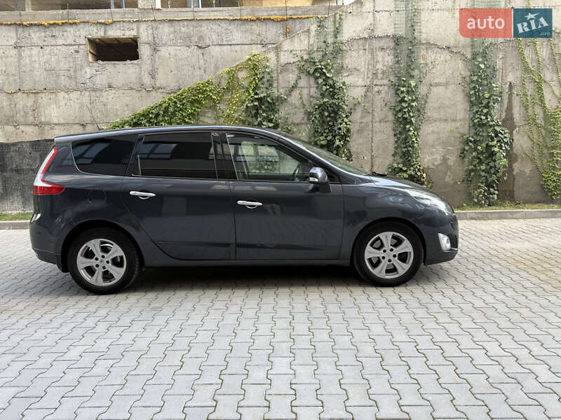 Мінівен Renault Grand Scenic 2010 в Хмельницькому
