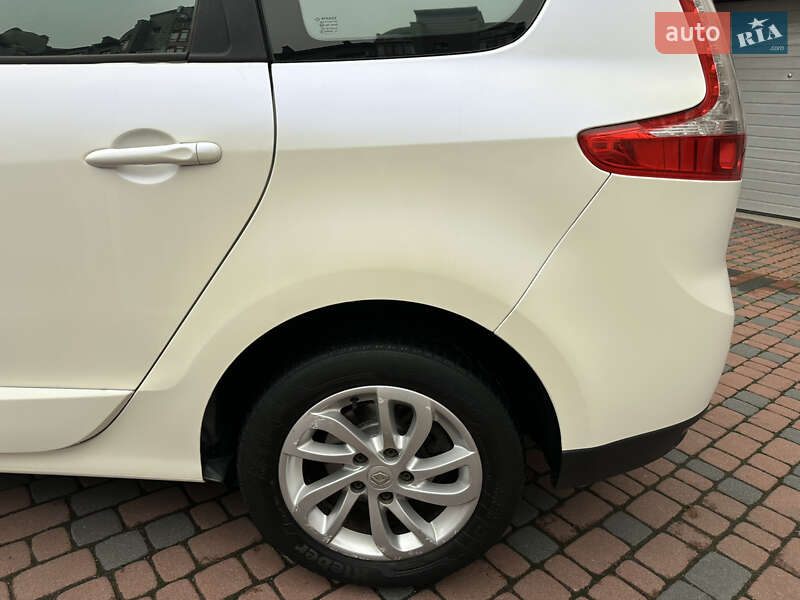 Минивэн Renault Grand Scenic 2014 в Ивано-Франковске