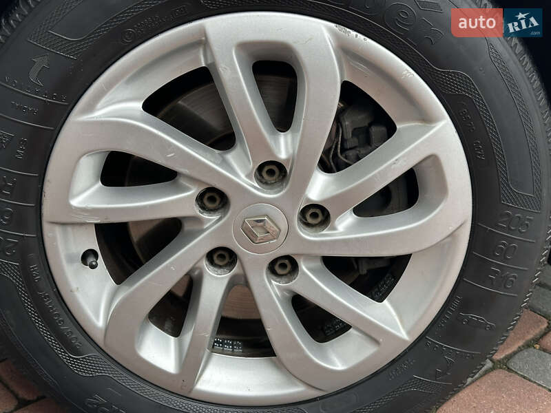 Минивэн Renault Grand Scenic 2014 в Ивано-Франковске