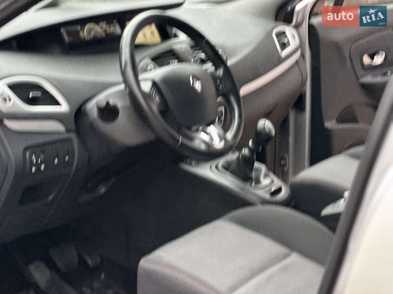 Минивэн Renault Grand Scenic 2014 в Ивано-Франковске