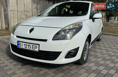 Минивэн Renault Grand Scenic 2009 в 