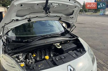 Минивэн Renault Grand Scenic 2009 в 