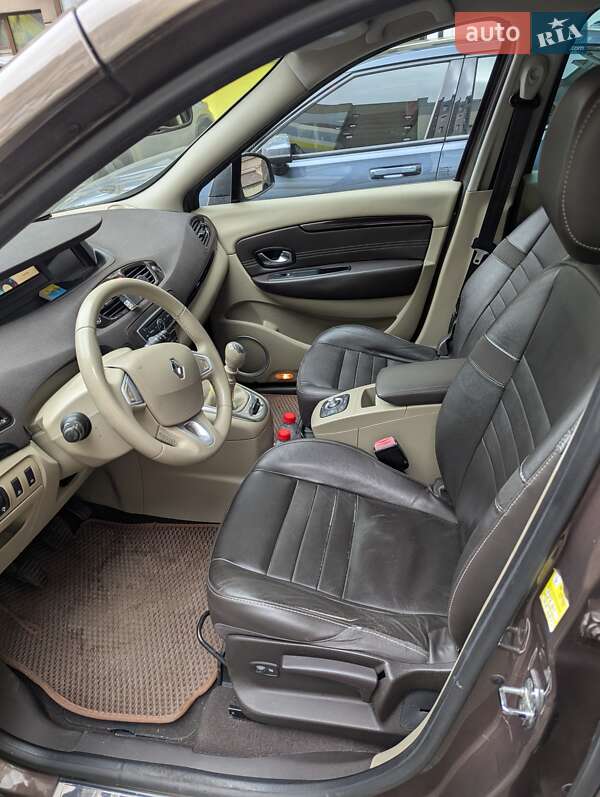 Минивэн Renault Grand Scenic 2011 в Киеве