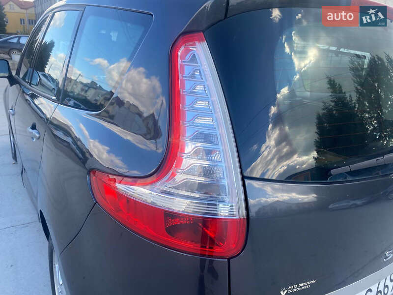 Минивэн Renault Grand Scenic 2009 в Самборе