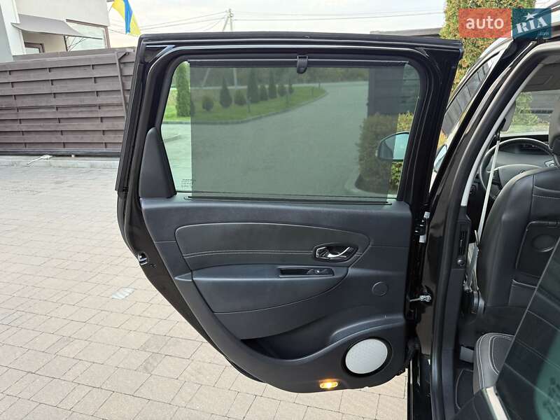 Мінівен Renault Grand Scenic 2015 в Стрию