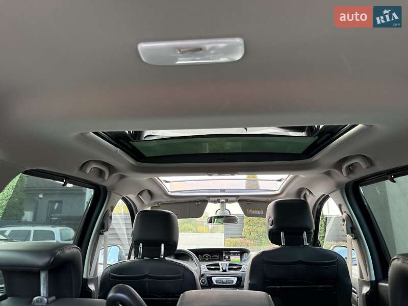 Мінівен Renault Grand Scenic 2015 в Стрию