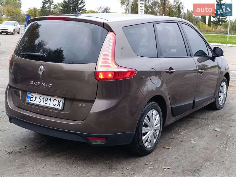 Минивэн Renault Grand Scenic 2010 в Теофиполе