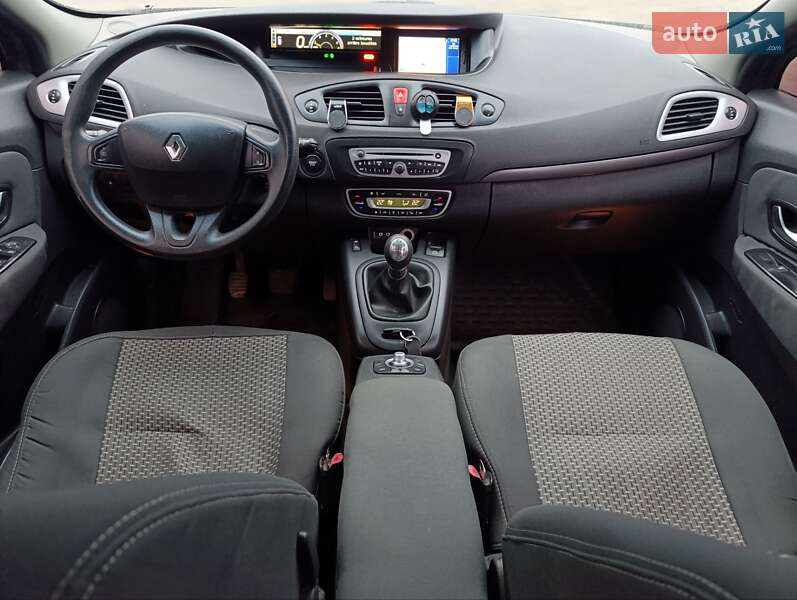 Минивэн Renault Grand Scenic 2010 в Теофиполе