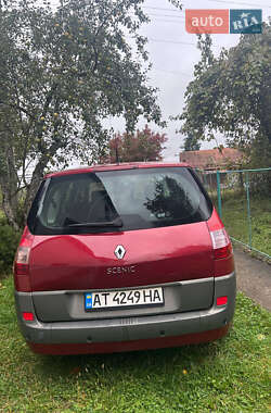 Минивэн Renault Grand Scenic 2004 в  фото 8 Минивэн Renault Grand Scenic 2004 в