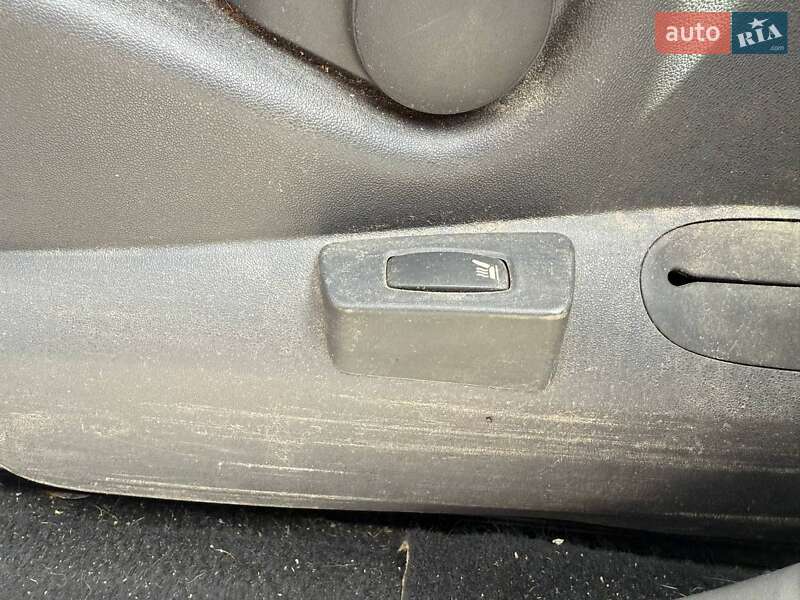 Мінівен Renault Grand Scenic 2006 в Києві фото 17 Мінівен Renault Grand Scenic 2006 в Києві