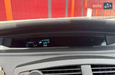 Минивэн Renault Grand Scenic 2006 в 