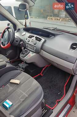 Минивэн Renault Grand Scenic 2005 в 