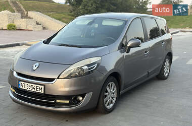 Renault Grand Scenic 2012